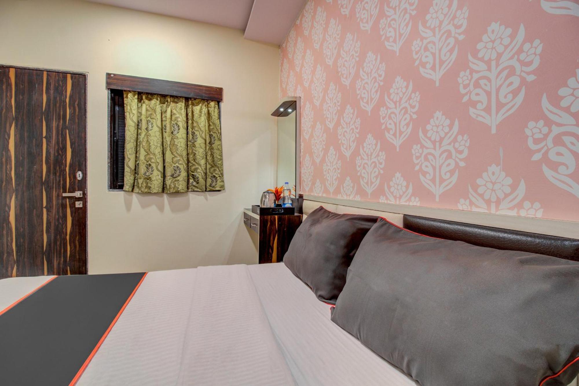 Collection O Golden Tulipz Boutique Hotel Mumbai Ngoại thất bức ảnh